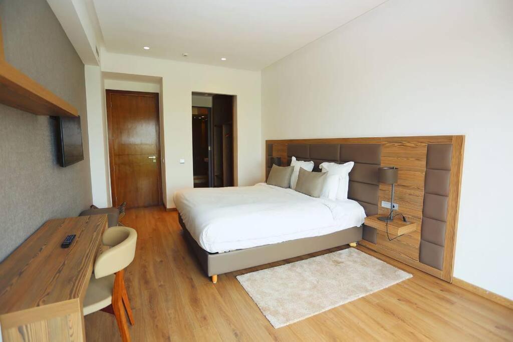 Luxury Apartment At Corniche , Seaview Close Beach Casablanca Kültér fotó